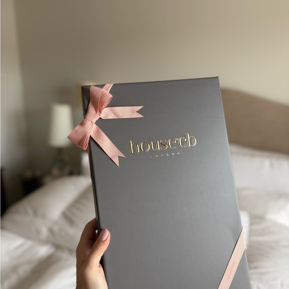 House of CB Gift Box with Pink Ribbon - Picture 3 of 3